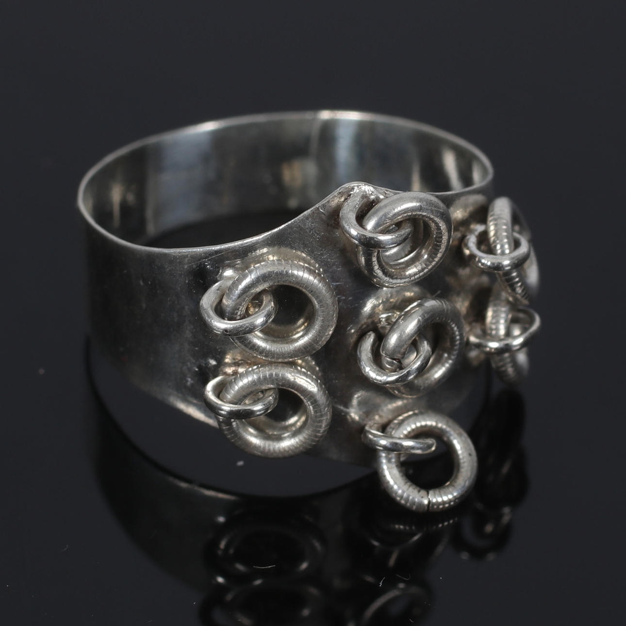 (240647) RING, silver, "Bernard Hertz AB, 1908.