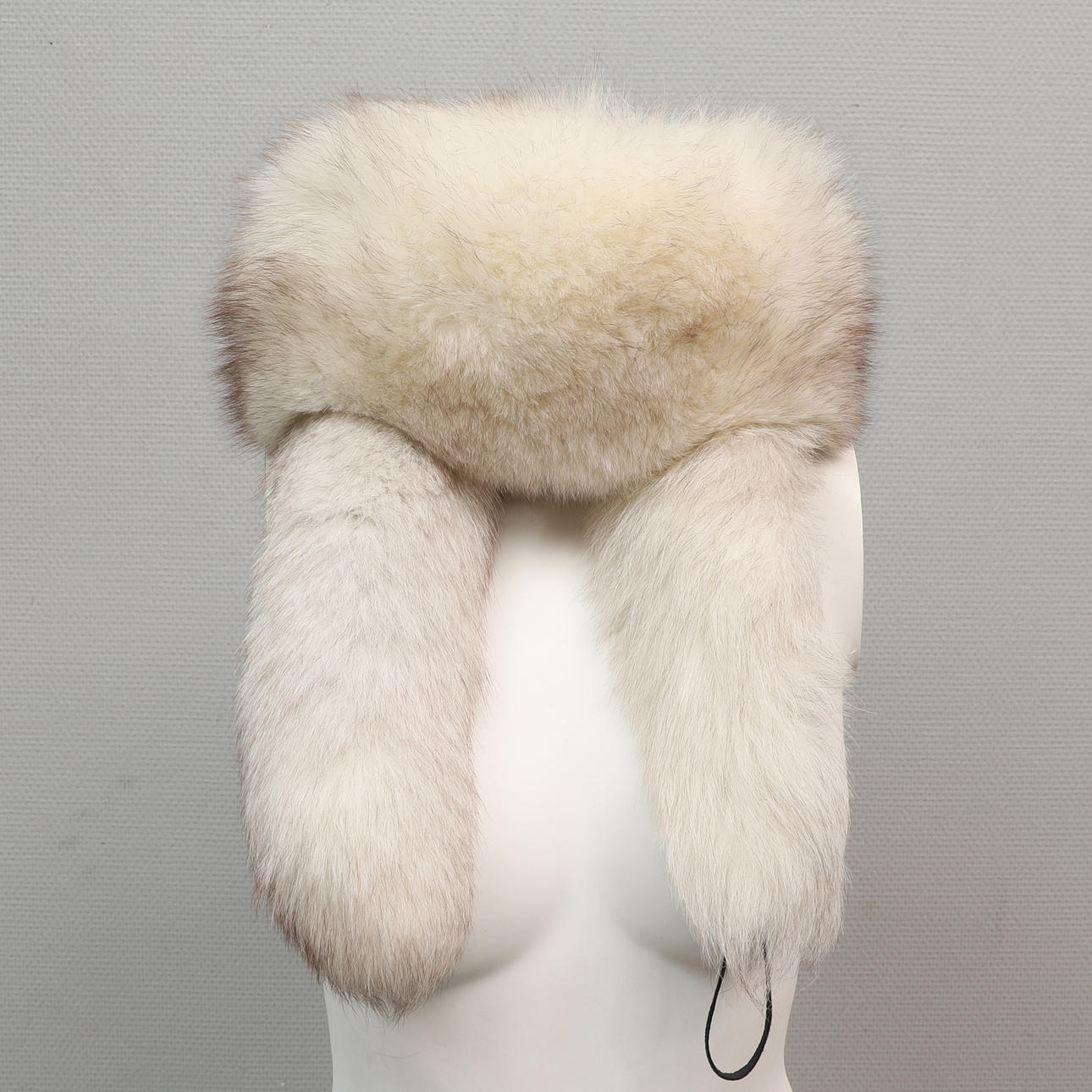 MÖSSA & KRAGE, rävpäls, 1900-tal.