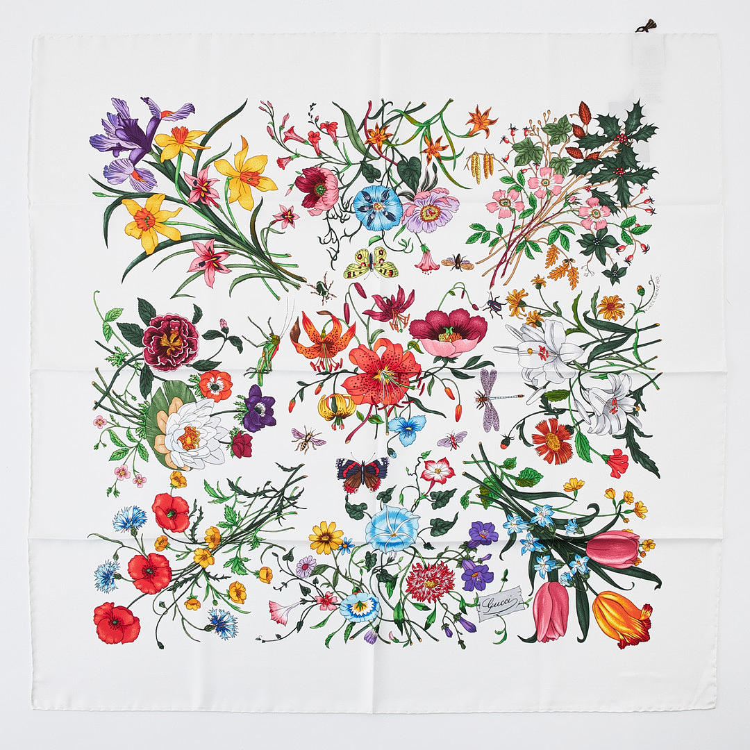 GUCCI, tørklæde, „Flora“.