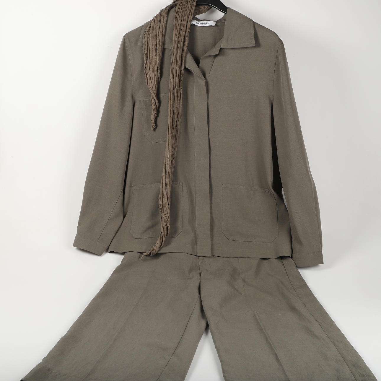 DRÄKT, 3 delar, "Celeste Summer", tencel, Rodebjer, Sverige.