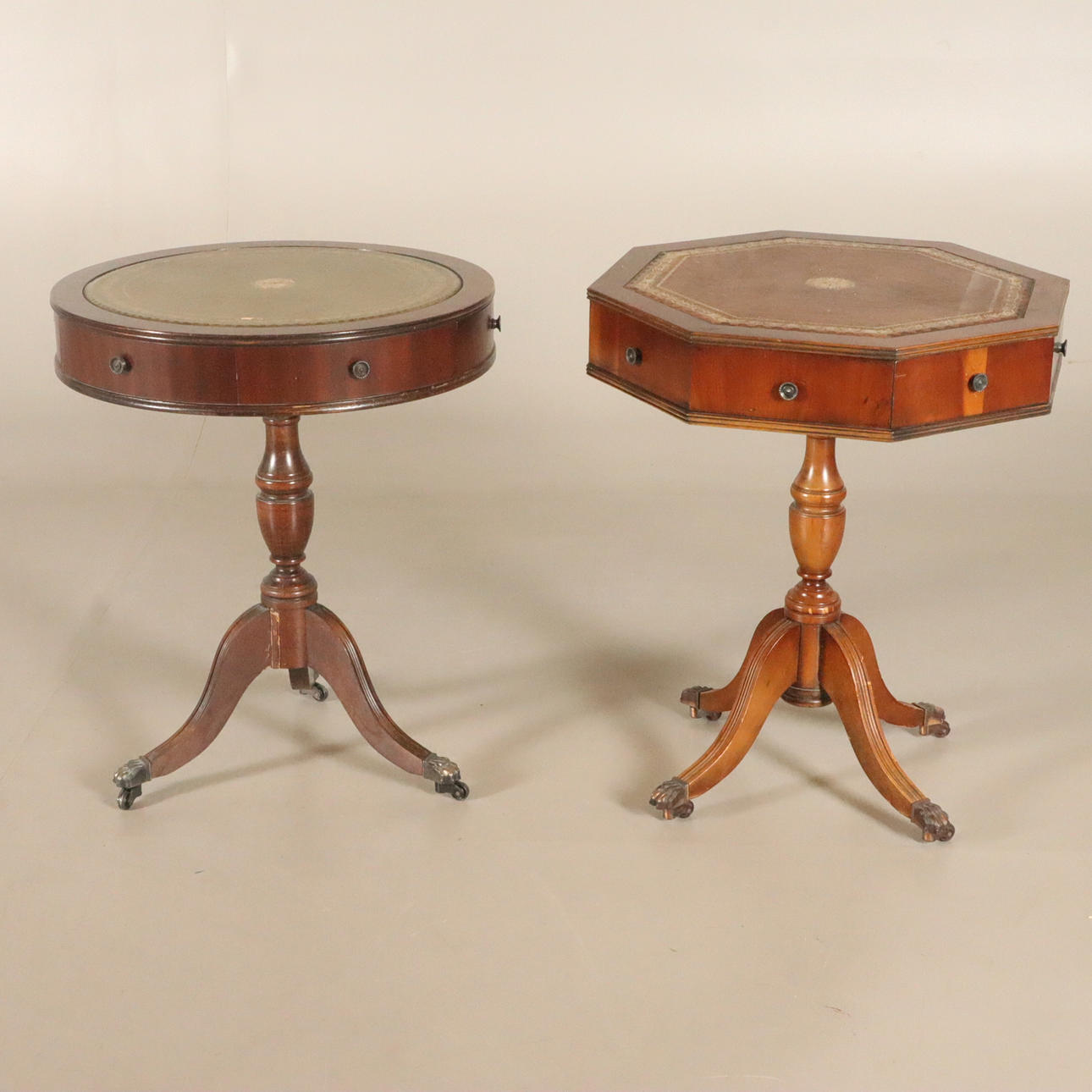SIDE TABLE 2 pcs with drawer in sarg, English style.