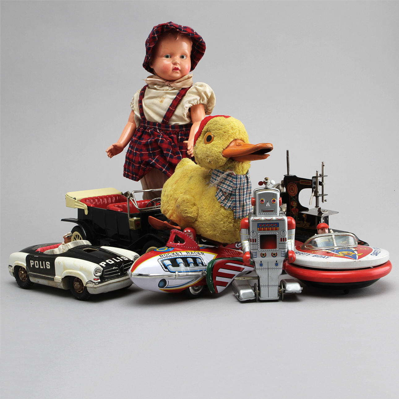 LEKSAKER, 9 st, mestadels mekaniska bl a Japan.