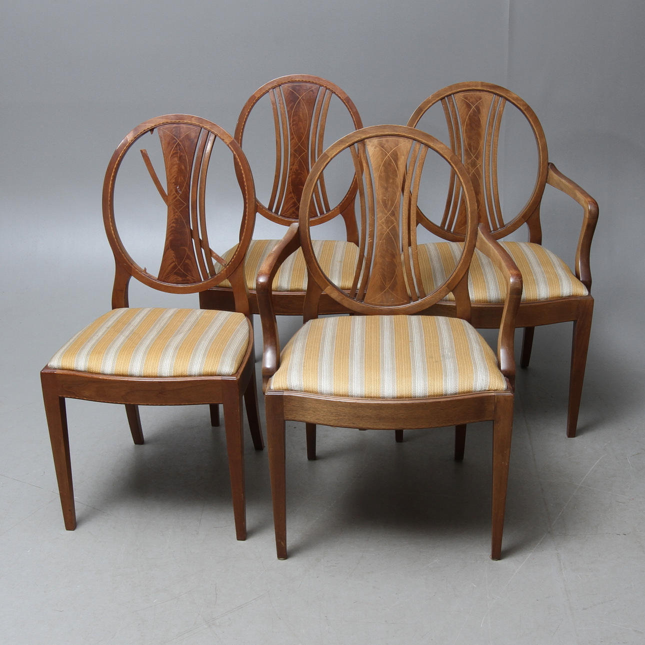 VÄLGÖRENHETSAUKTION: KARMSTOLAR, 2 st, STOLAR, 2 st, 1900-tal.