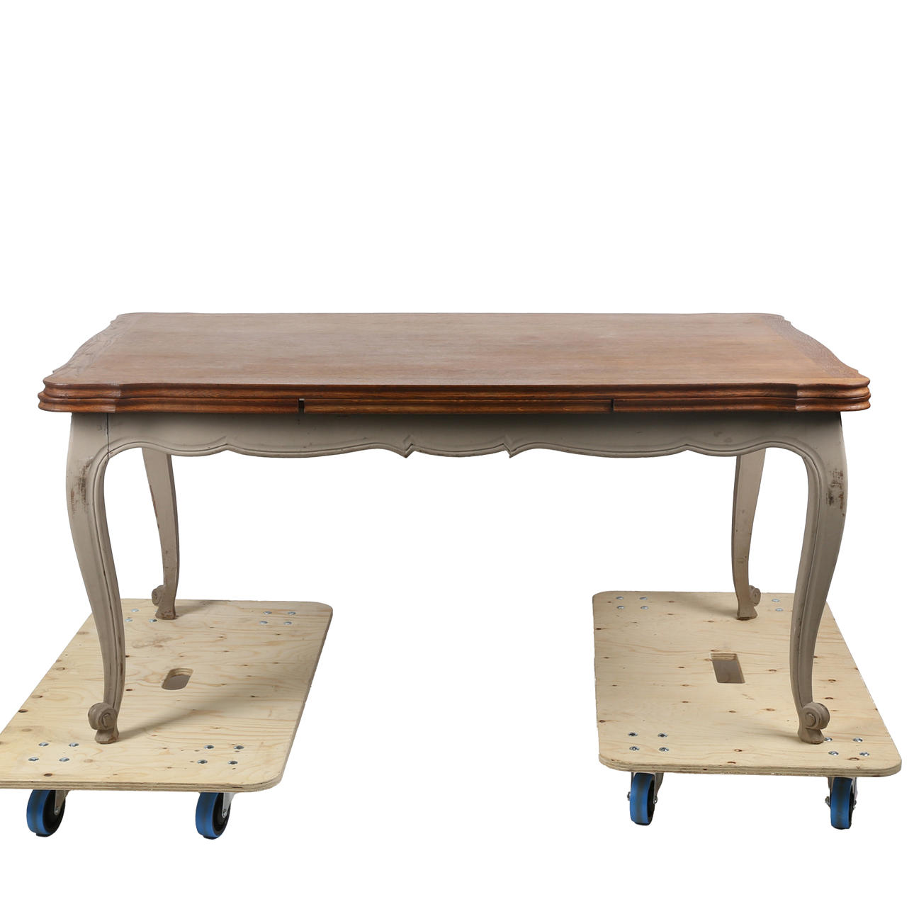 EIN ZIEHBLATT-ESSTISCH IM FRANZÖSISCHEN STIL.