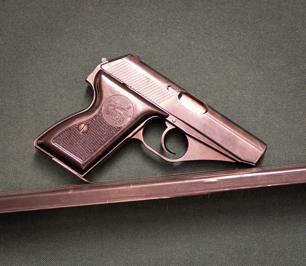 Mauser Model HSC Caliber 7,65 til nr. 974 SE2230472.