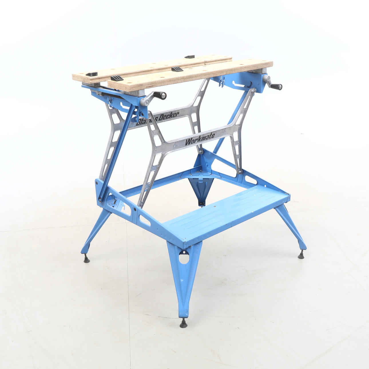 PUUSEPÄNPENKKI/TYÖPÖYTÄ, Workmate, Black&Decker.