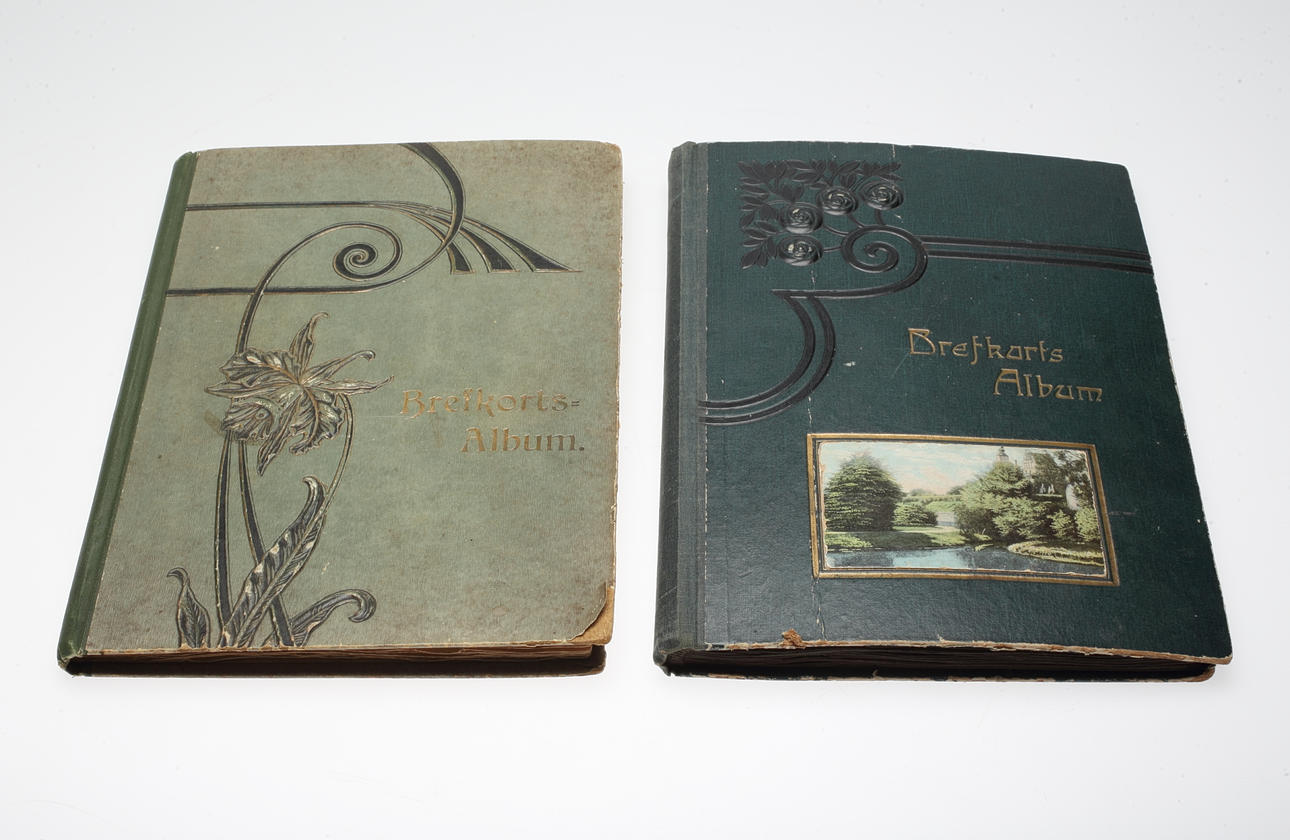 VYKORTSALBUM, 2 st, 1900-talets första fjärdedel.