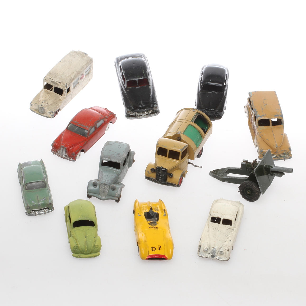 DINKY TOYS, TEKNO, MÄRKLIN med mera. Cirka 12 delar.