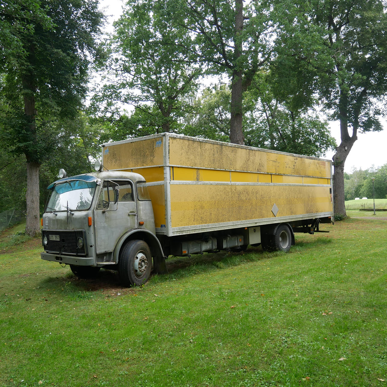 VOLVO, camión, modelo F 86 54 S2, 1975.