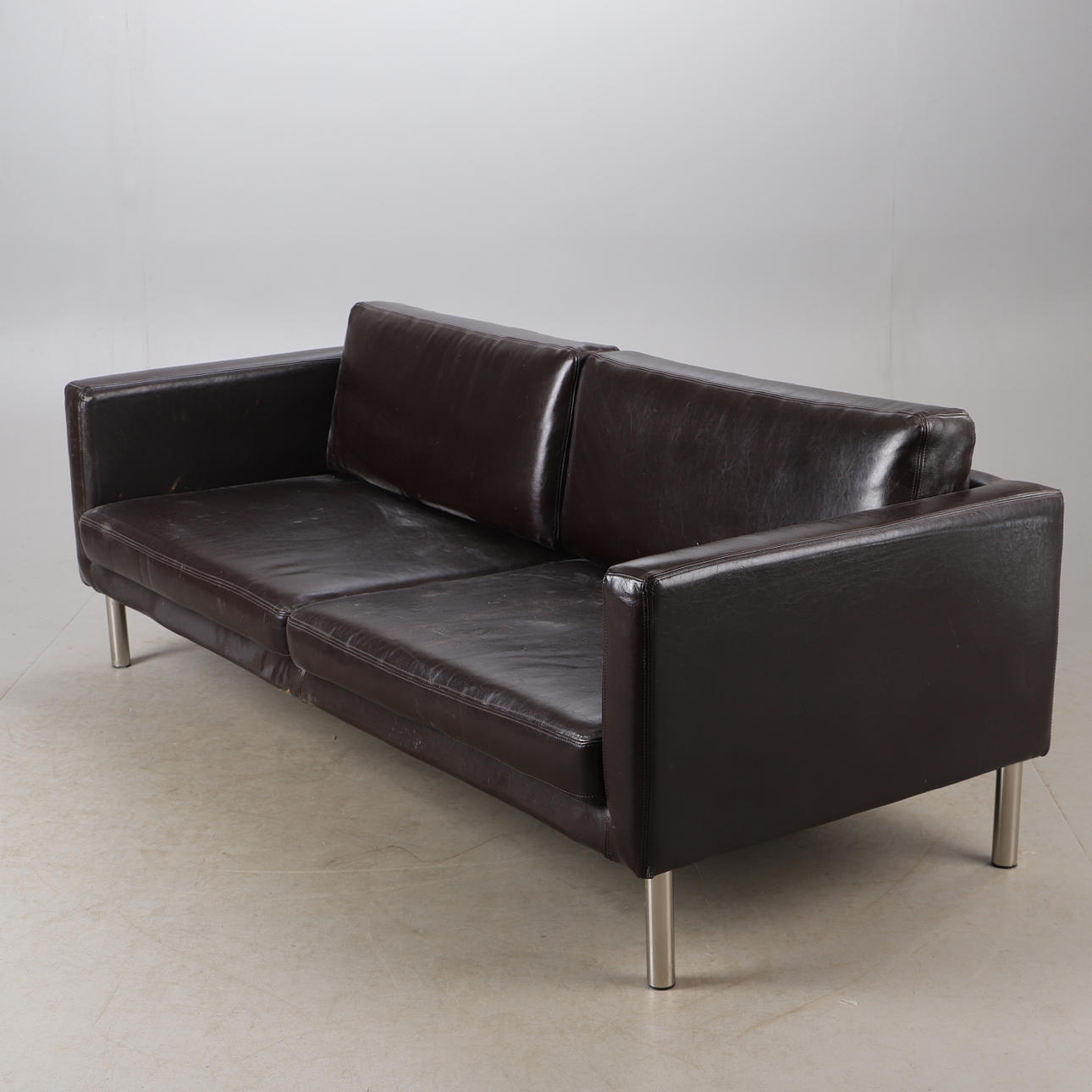 Sofá, cuero/cuero artificial, «Säter», IKEA, década de 2000.