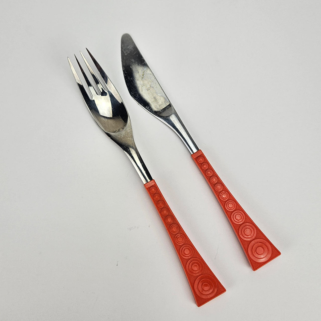 NANNY STILL. A set of 24 pieces, “Colorina”, Hackman, Finland