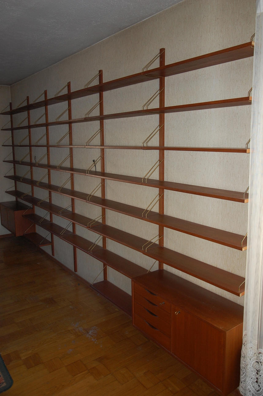 HYLLSYSTEM, " Veggen de luxe " design Torbjörn Afdal, 1955, Ringerike Möbel & Trevarefabrik för Bruksbo.