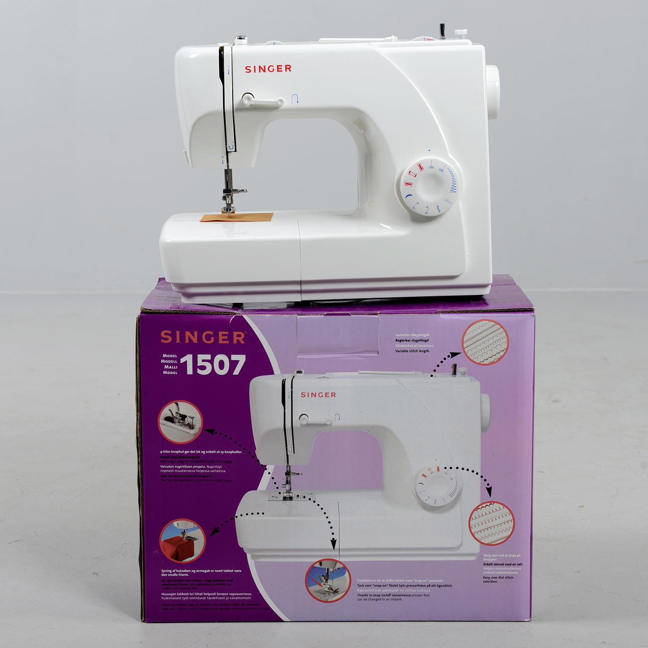 SEWING MACHINE, Singer 1507, 2000s.