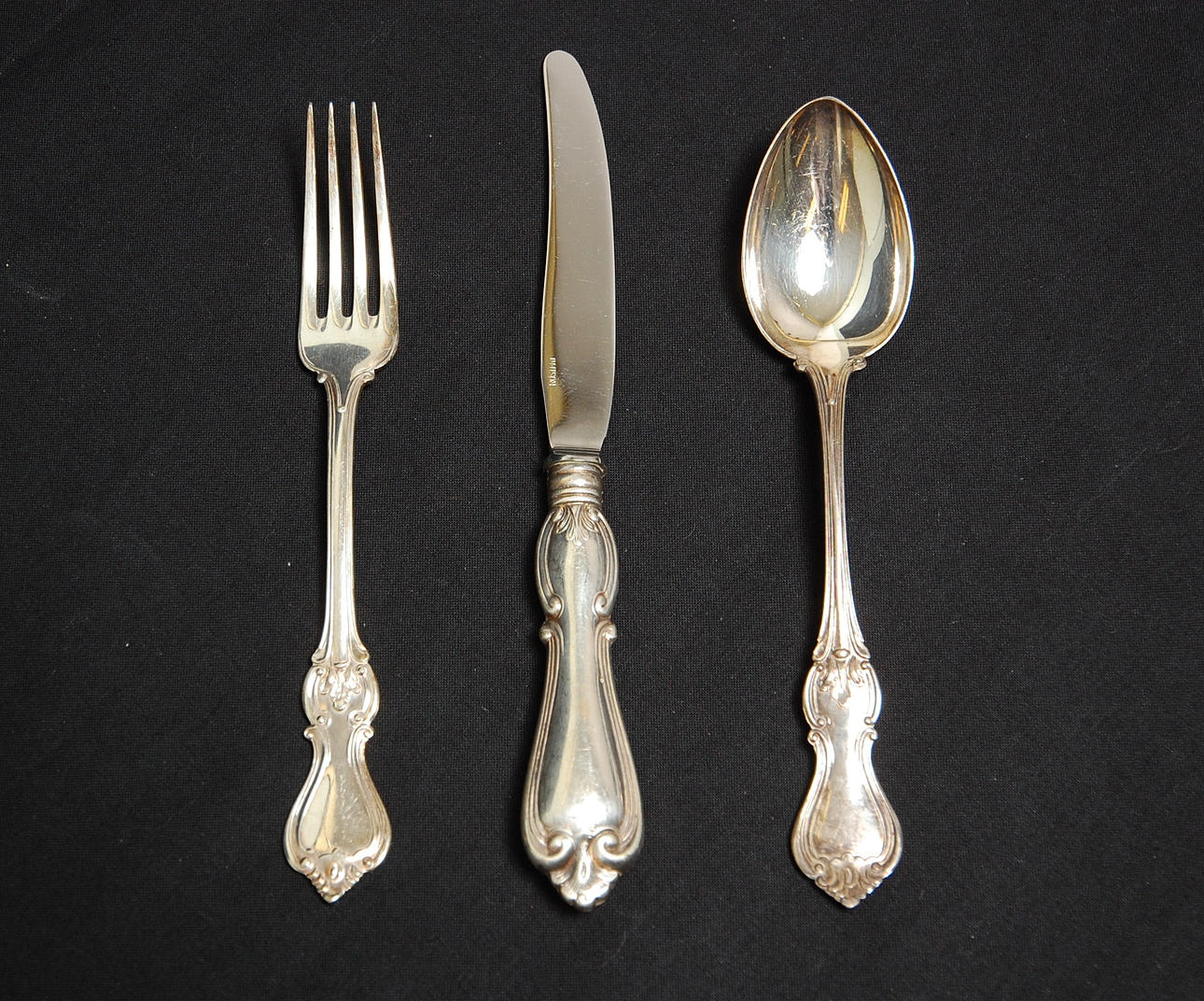 MATBESTICK, 32 delar " Olga " nysilver.