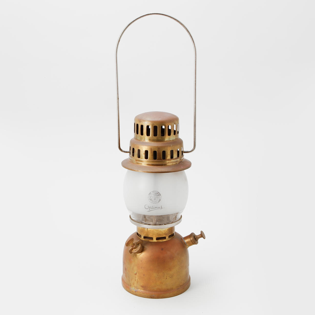 STORMLYKTA, Optimus 930, 300CP.