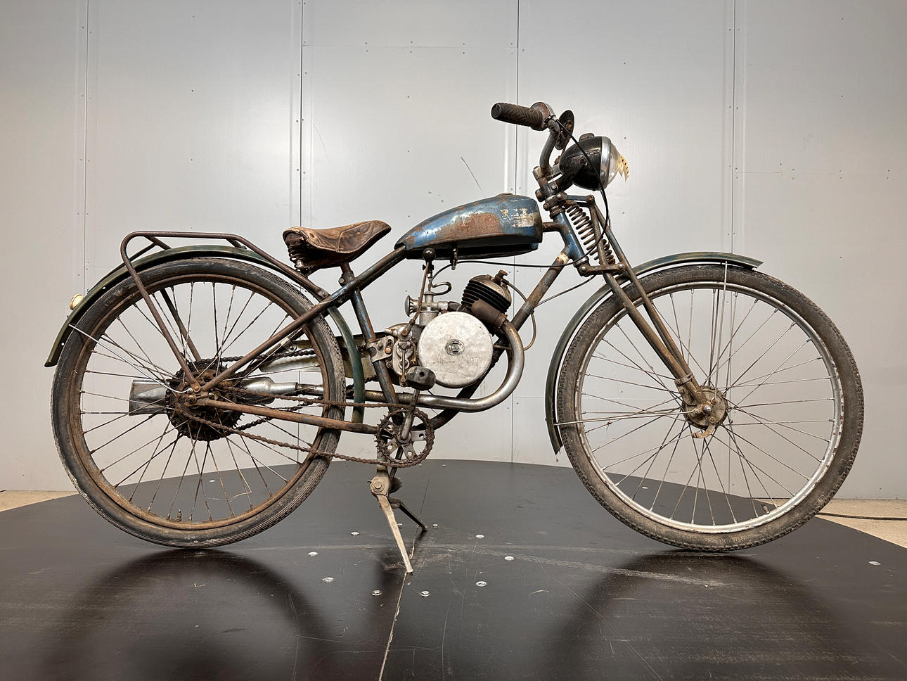 REX, model 98cc, 1930s. Vehicles, Boats & Parts - Motorcycles - Auctionet