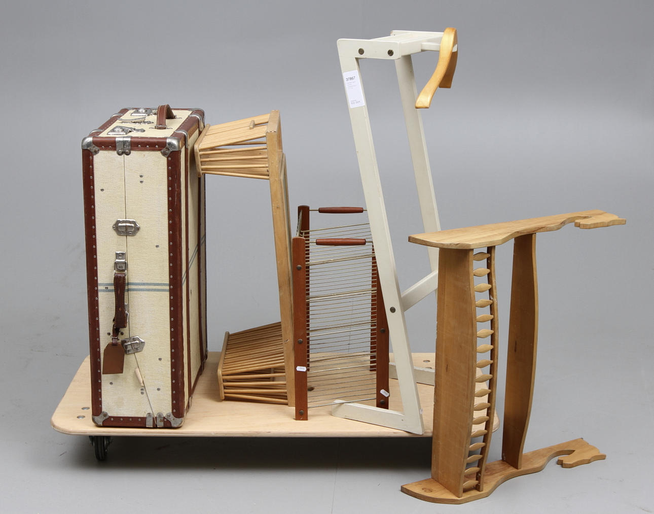 HERRBETJÄNT,Nothylla ,resegarderob.m.m. 5 del.