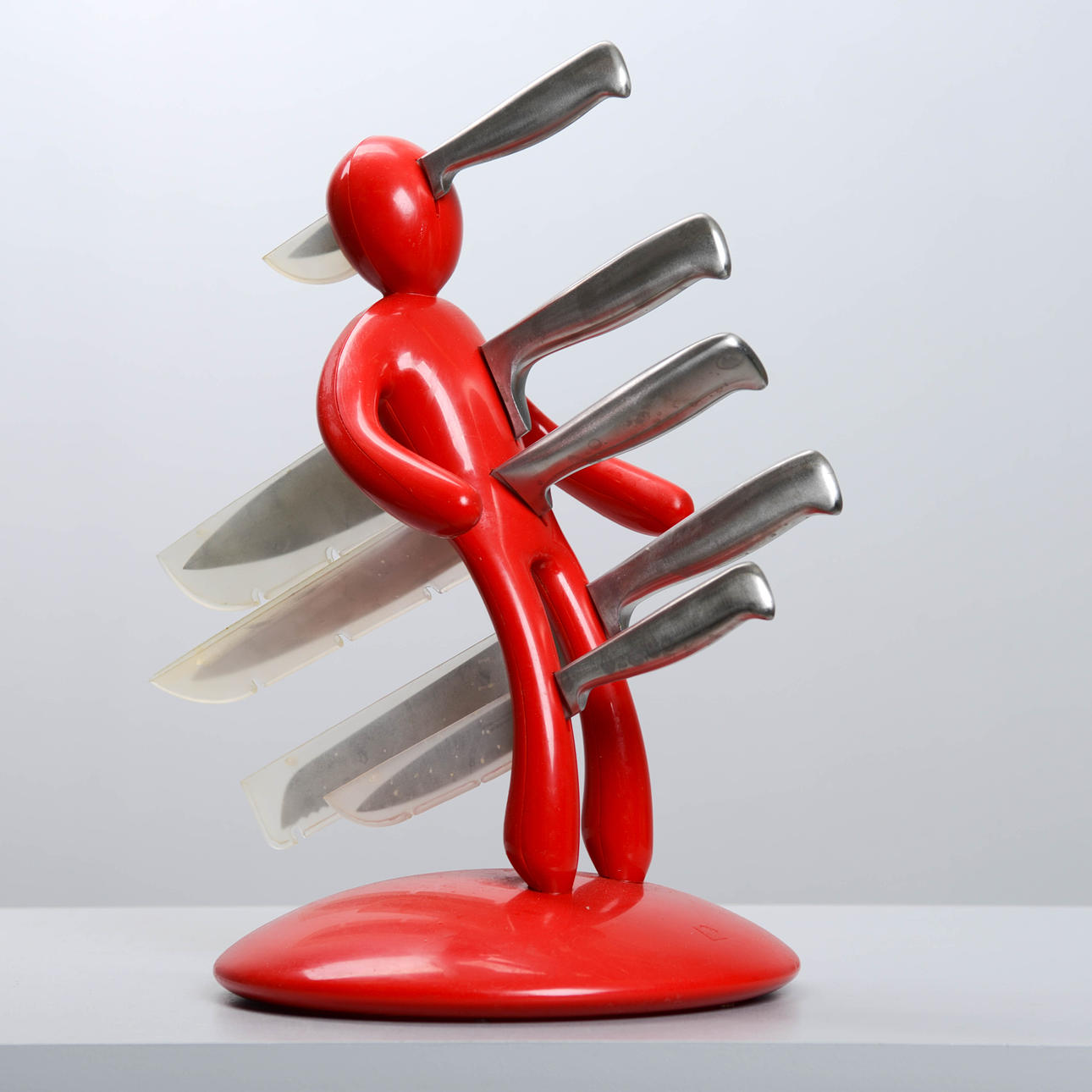 KNIFE STAND, “Voodoo”, design Raffaele Iannello.