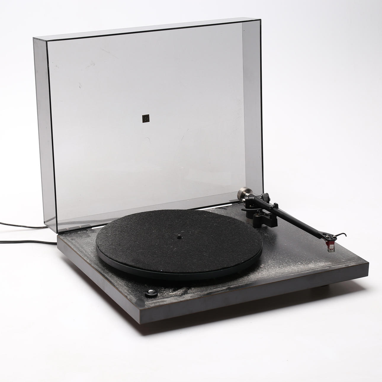 En Rega pladespiller, model Planar 3, England.