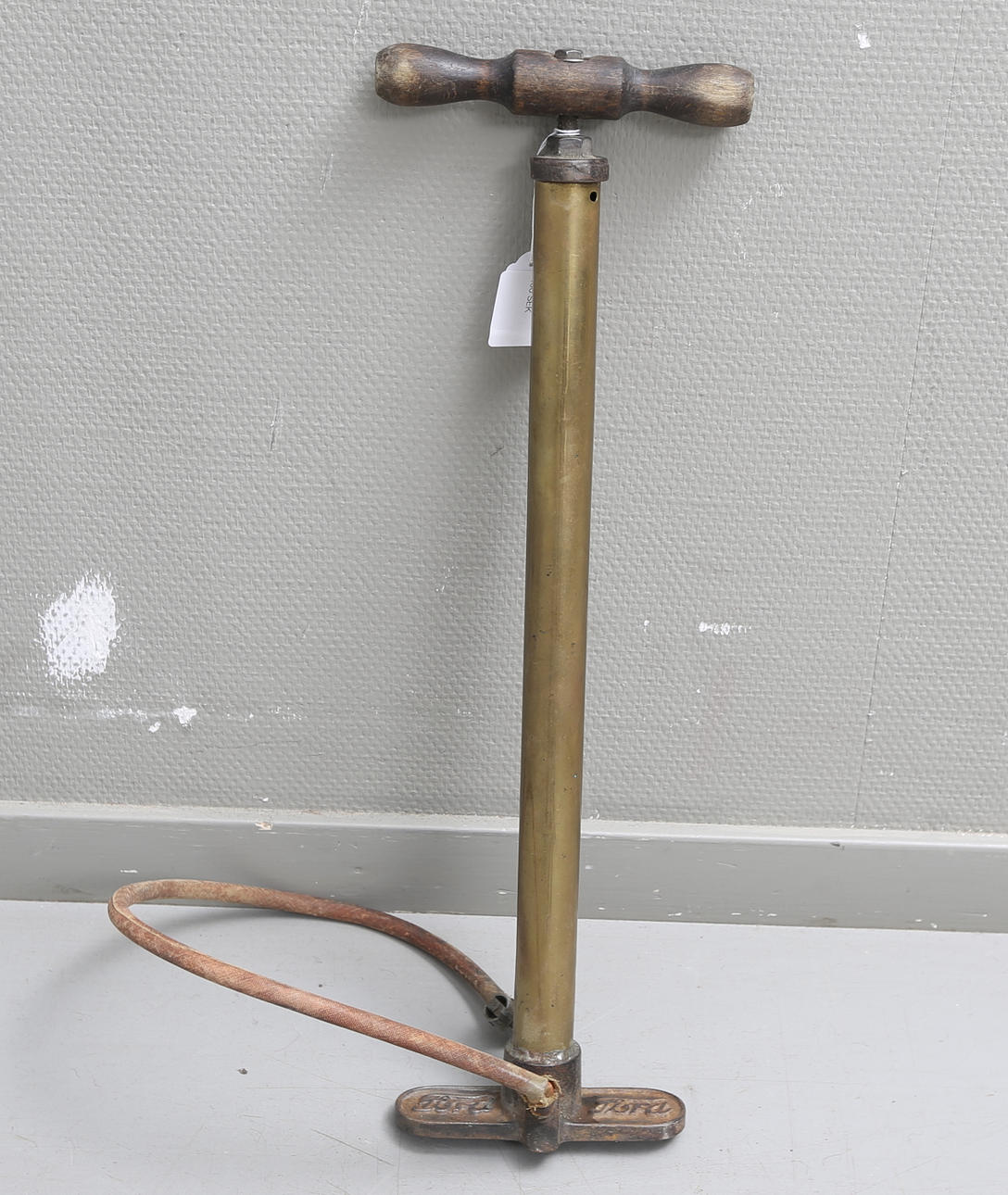 PUMP, märkt Ford, 1900-talets mitt.