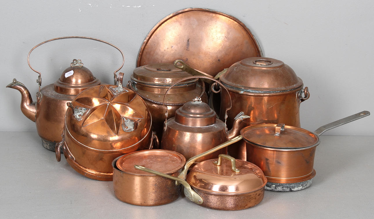 KOPPARFÖREMÅL, ca 12 del, bland annat alladåbform.