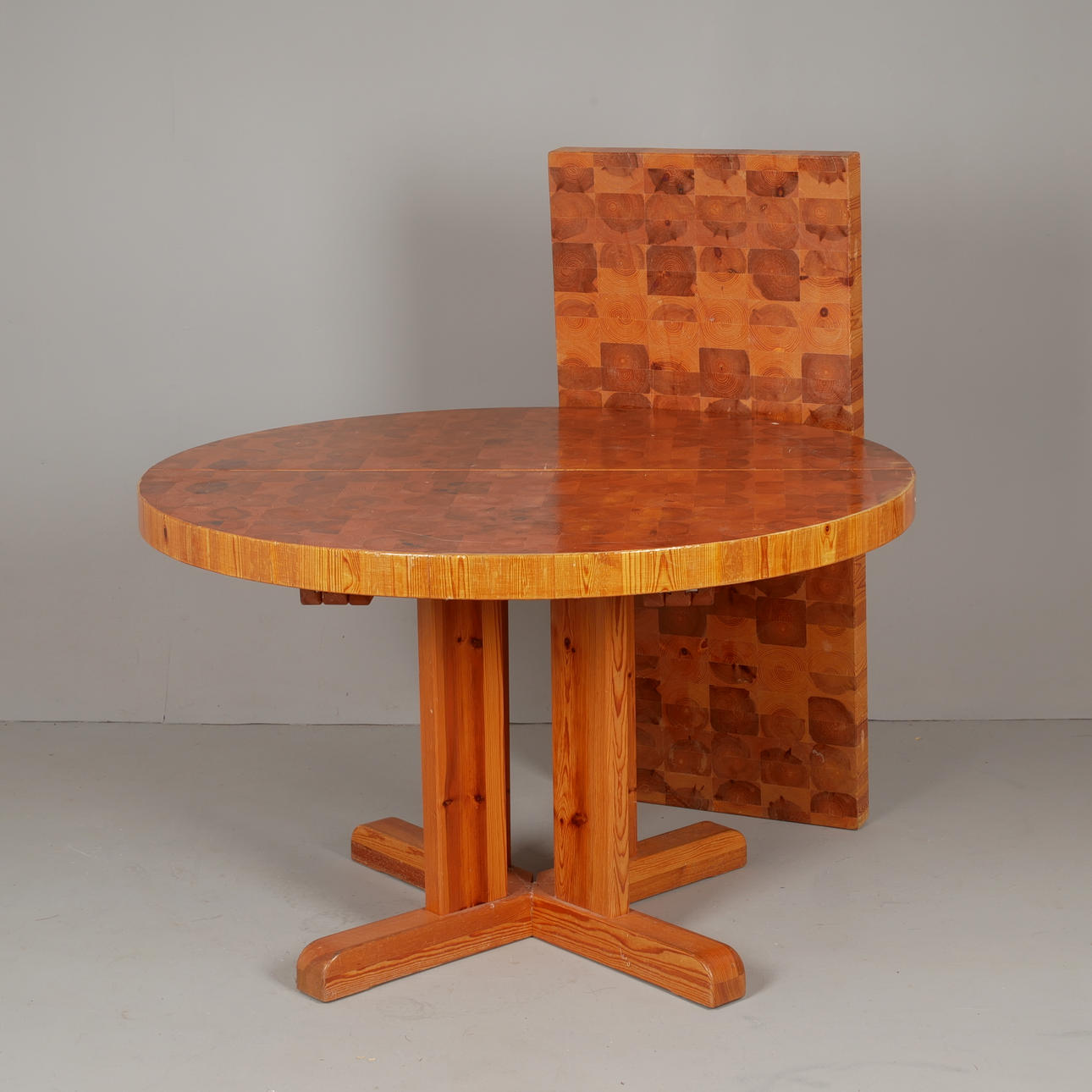 DINING TABLE, solid pine, end wood, 1970s.