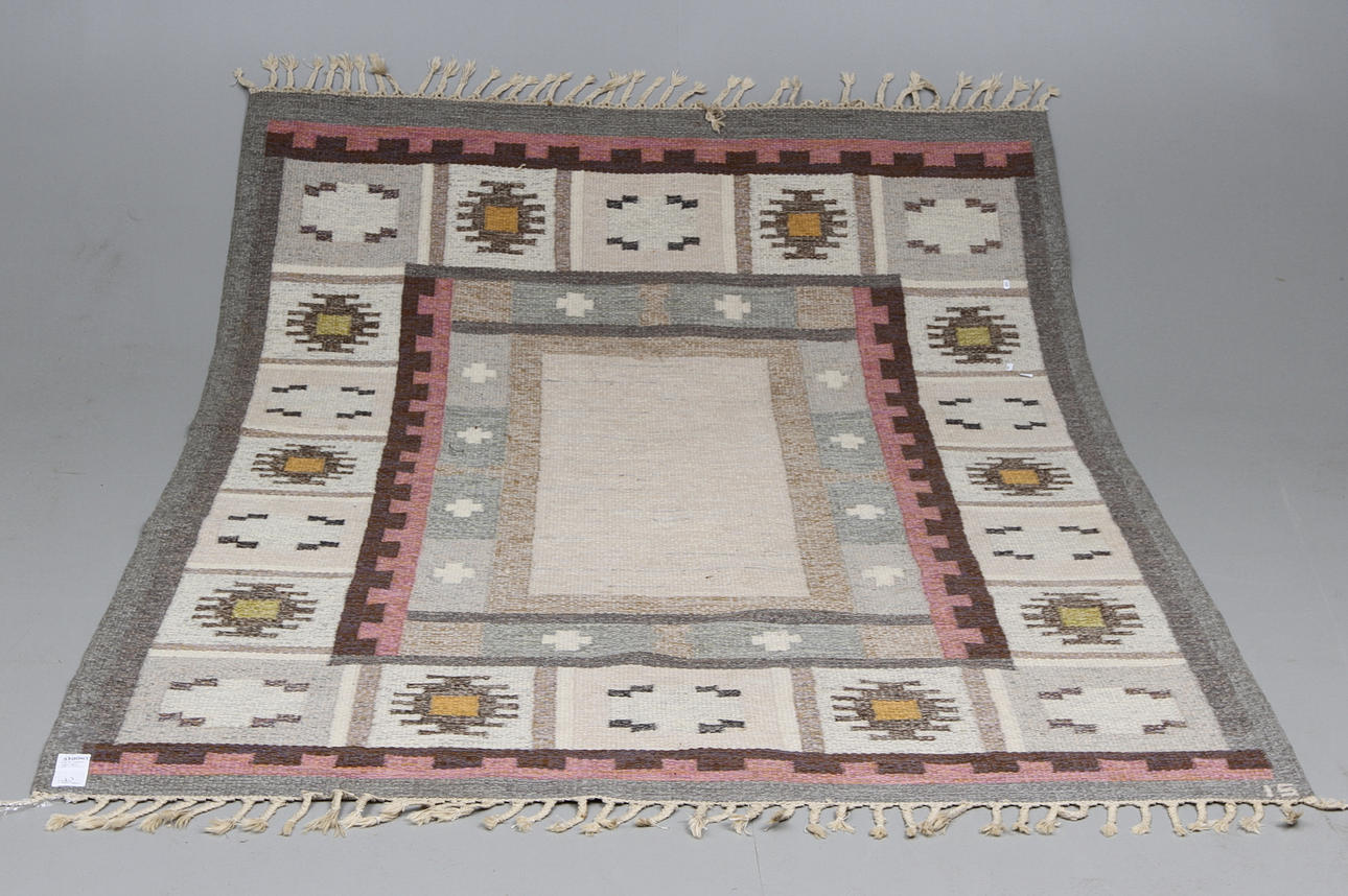 MATTA, röllakan, Ingerd Sillow, 230 x 175 cm.