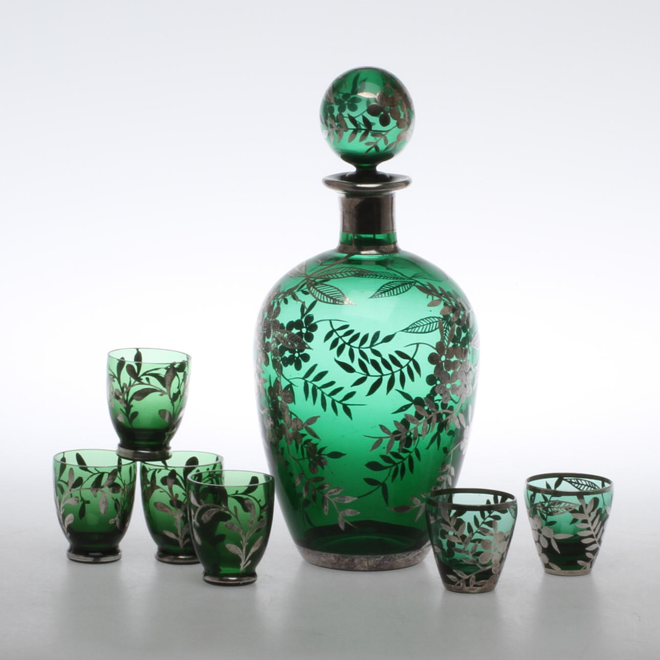 LIKÖRSERVISDELAR, 3 + 4 delar, 1900-talets första hälft.