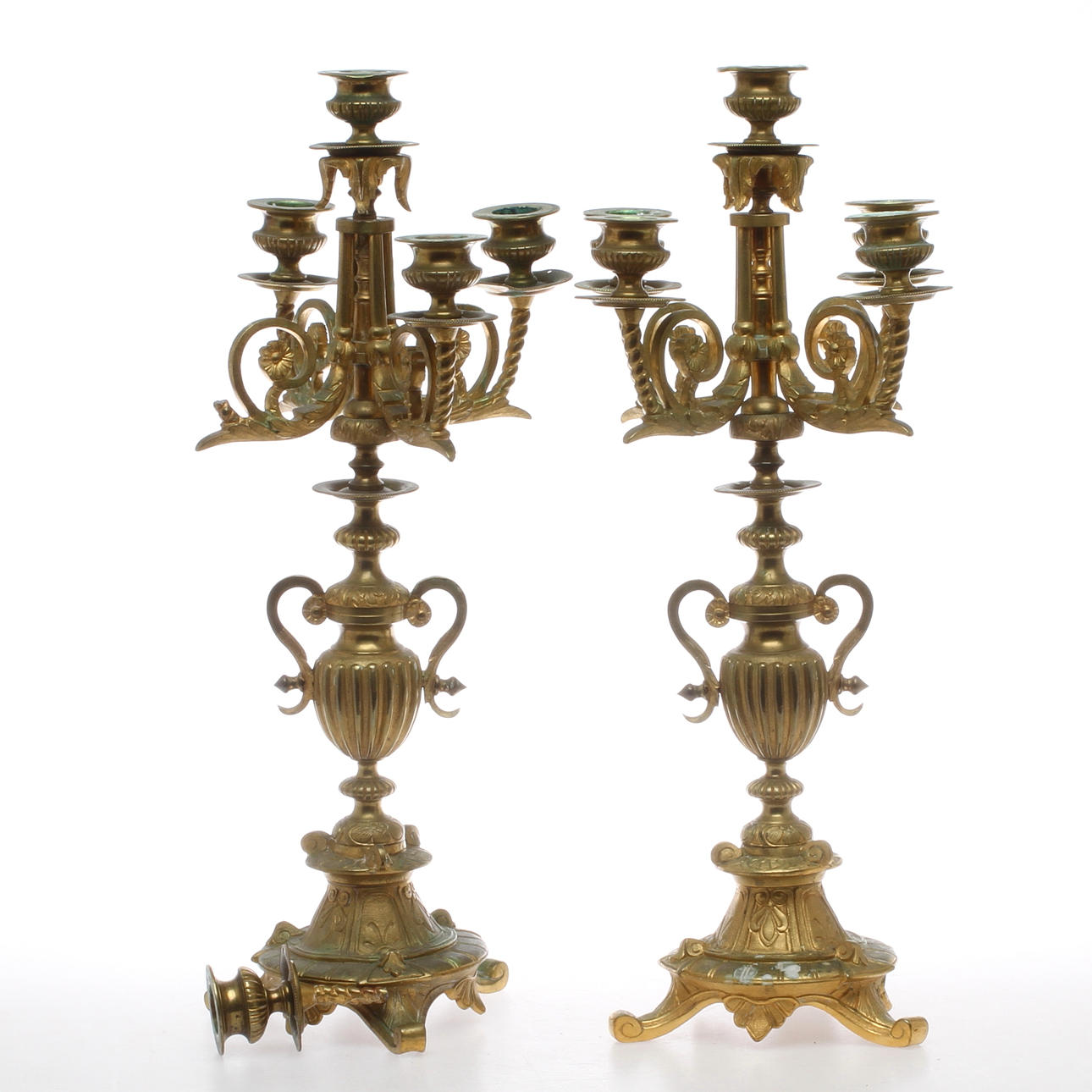 KANDELABRAR 1 par, mässing, omkring sekelskiftet 1900.