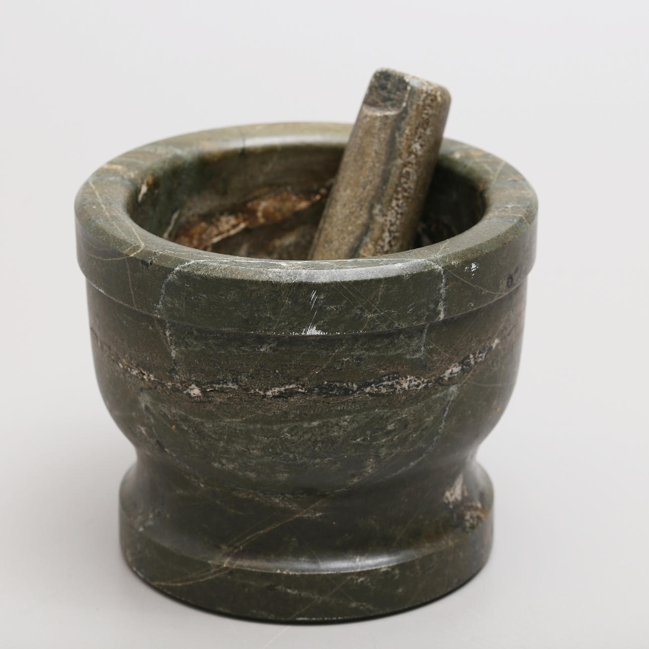 MORTEL MED STÖT, grön marmor.