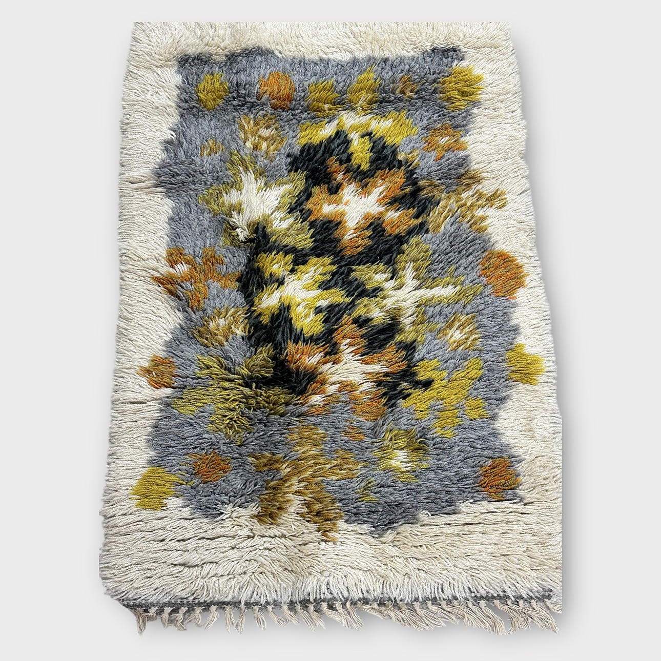 MATTA, rya, 70x90 cm.