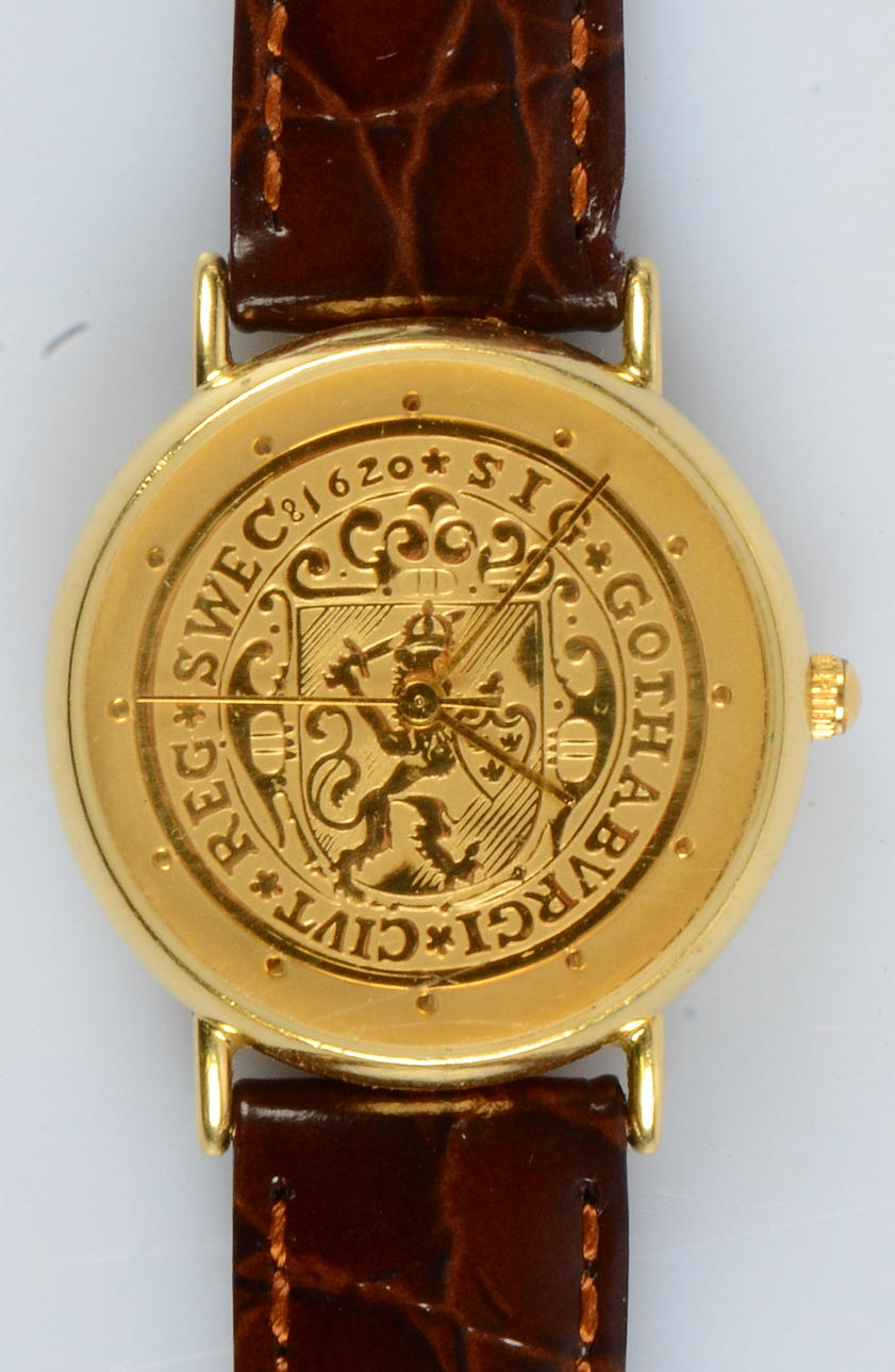 DAMARMBANDSUR, 18K.