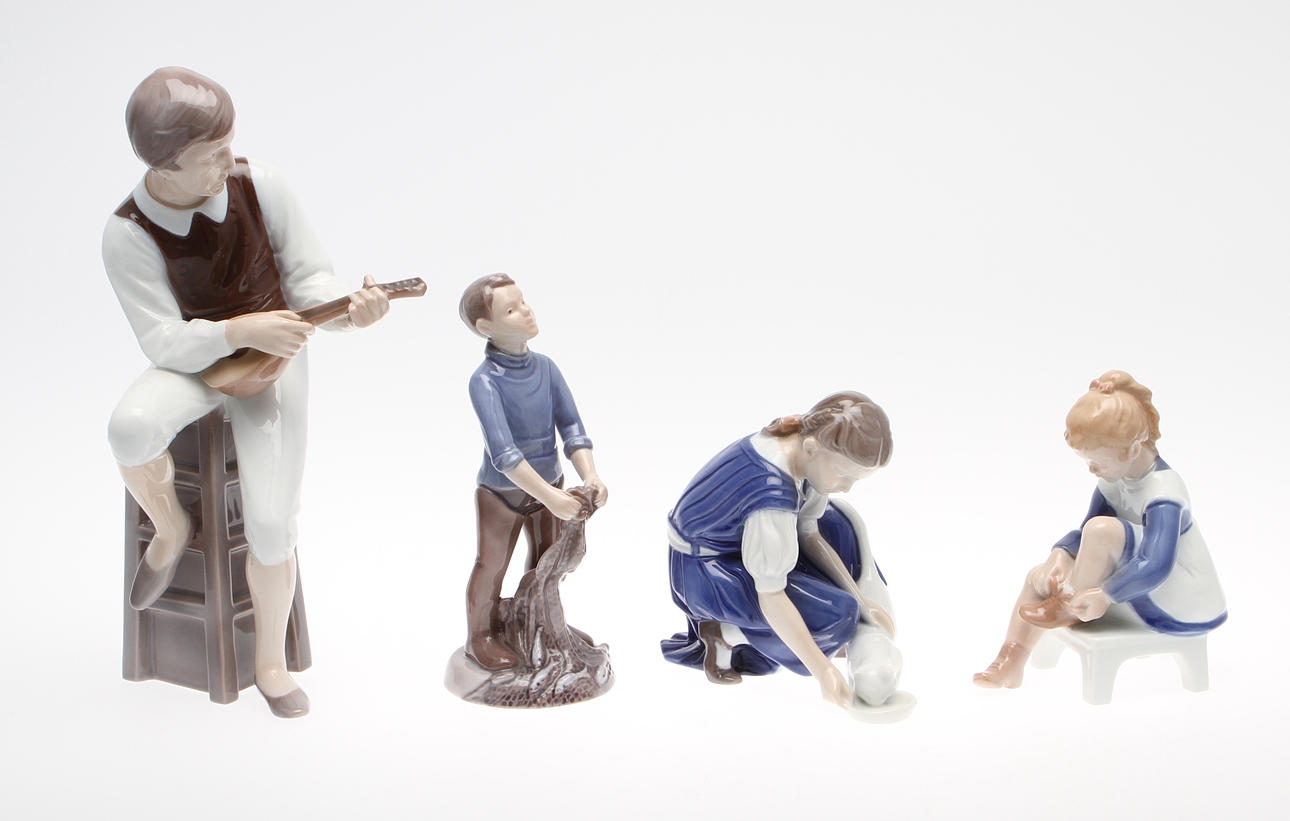 FIGURINER, 4 st, porslin, Bing & Gröndahl.