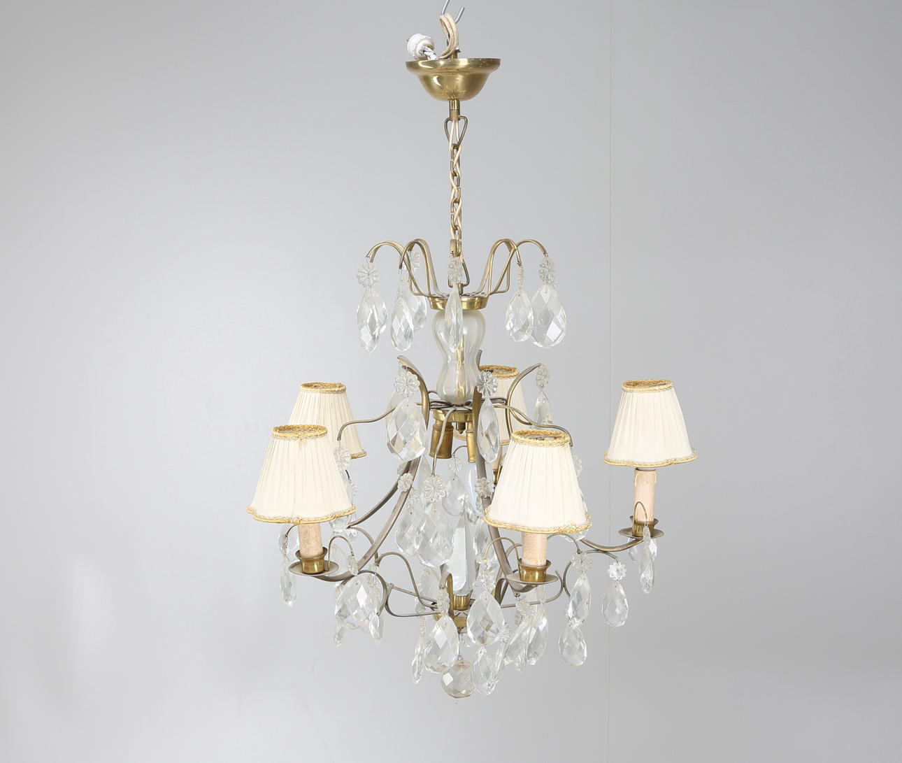 TAKLAMPA, barockstil, 1900-tal.