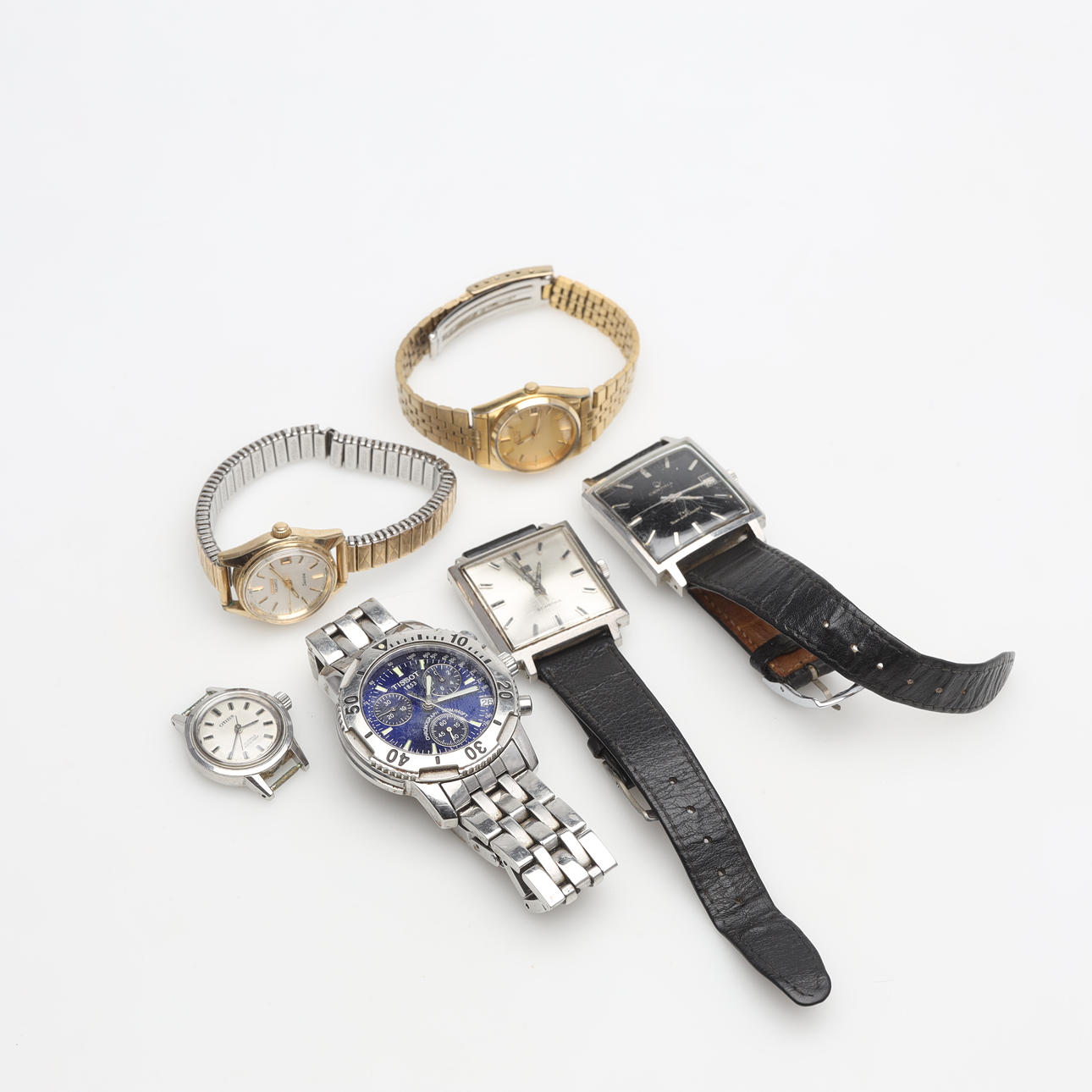 WRISTWATCHES 6 pieces.