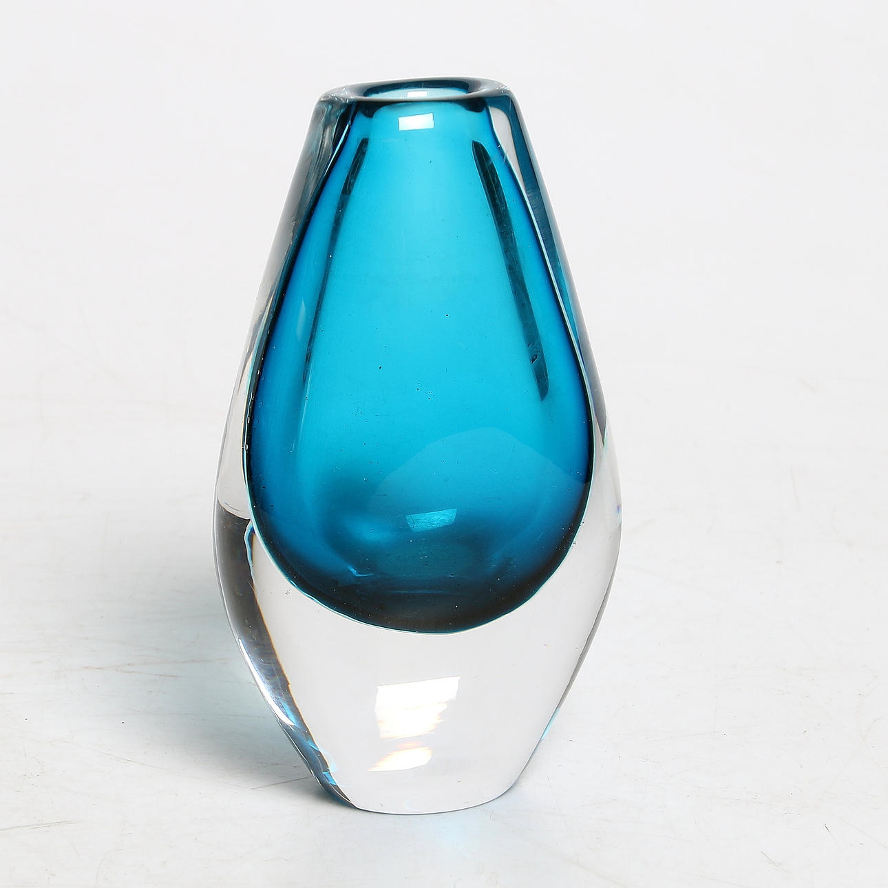 VAS, glas, Orrefors, signerad.