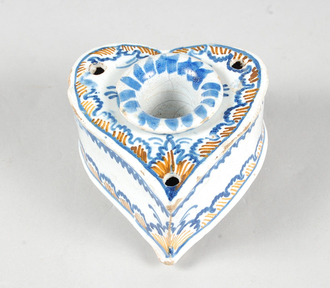 BLÄCKHORN, fajans, Holland, 1700-tal.