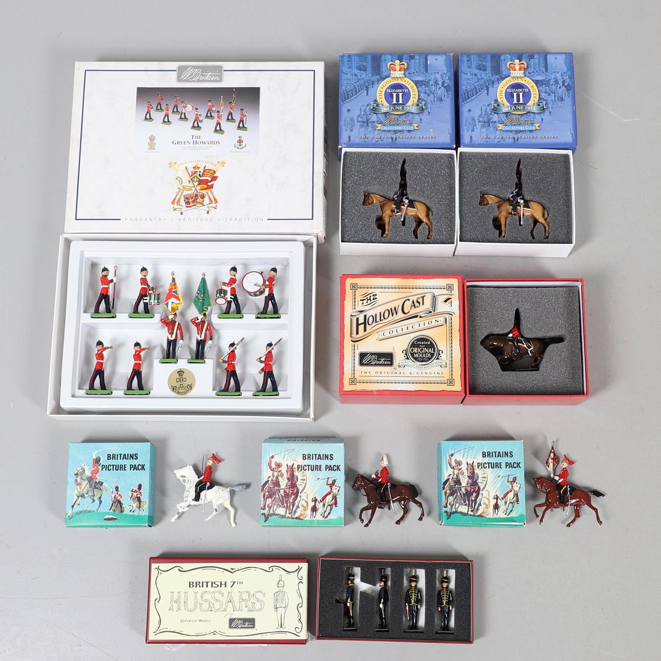 BRITAINS MODEL SOLDIERS - BOXED.