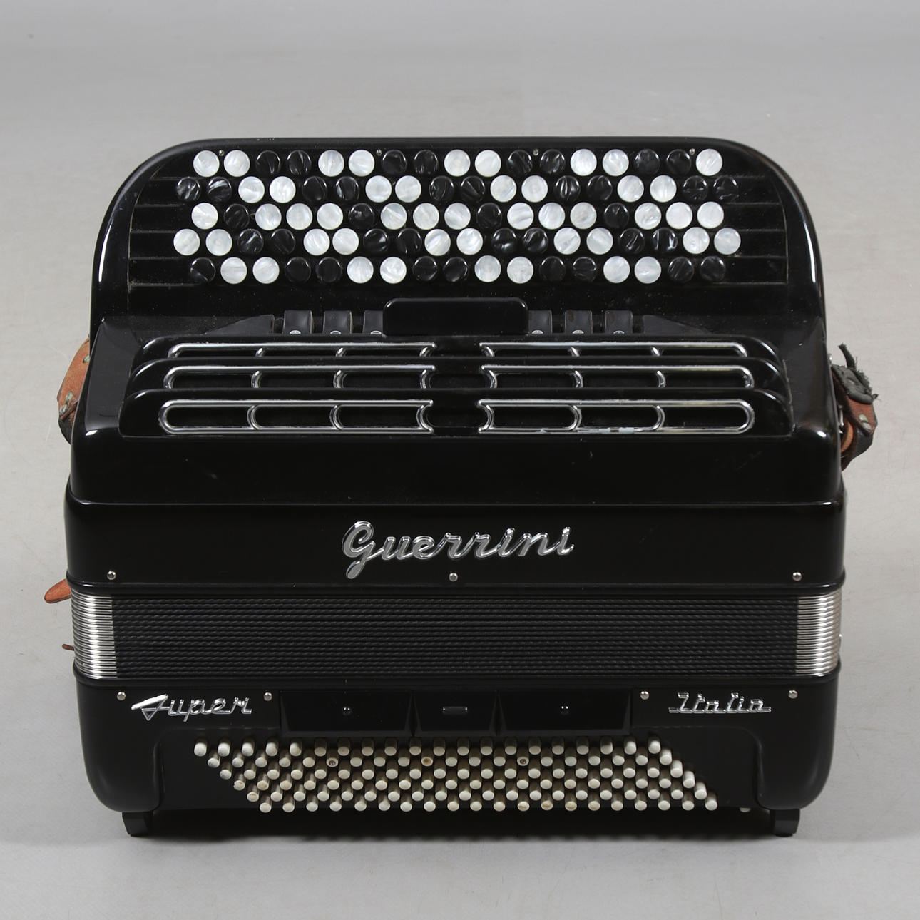ACCORDION Guerrini, Super Italia. Collectables - Musical