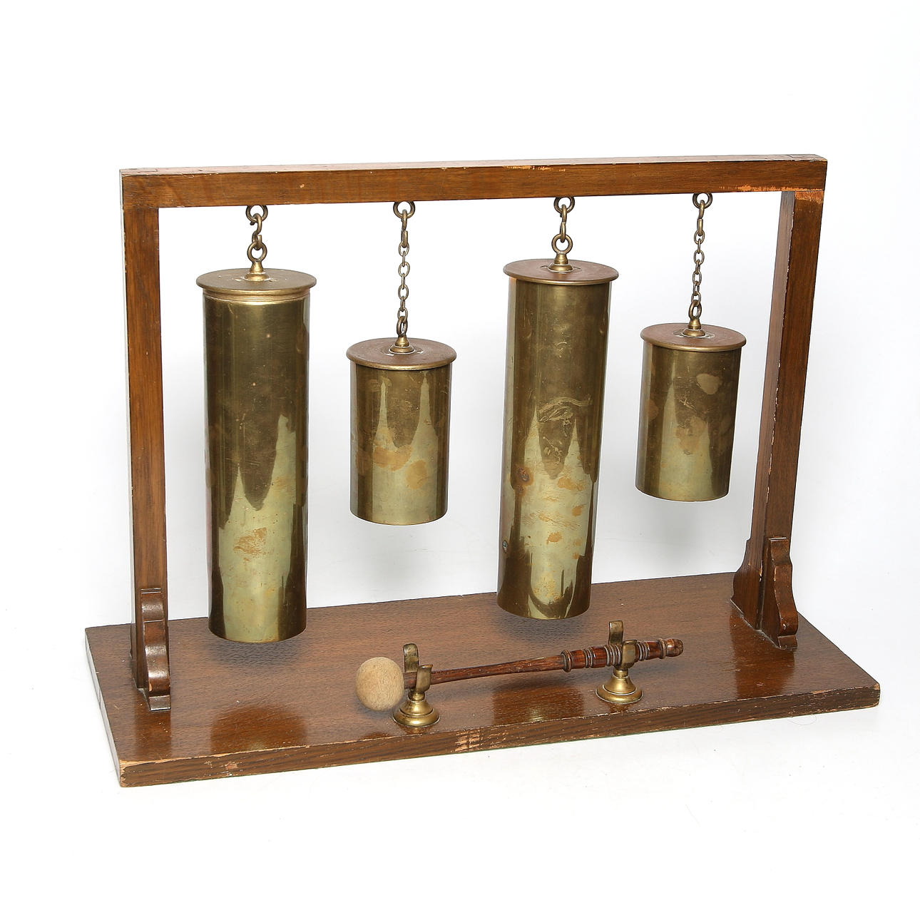 KLOCKSPEL / GONG, mässing och trä, Berndorf, Tyskland. 1900-talets första hälft.