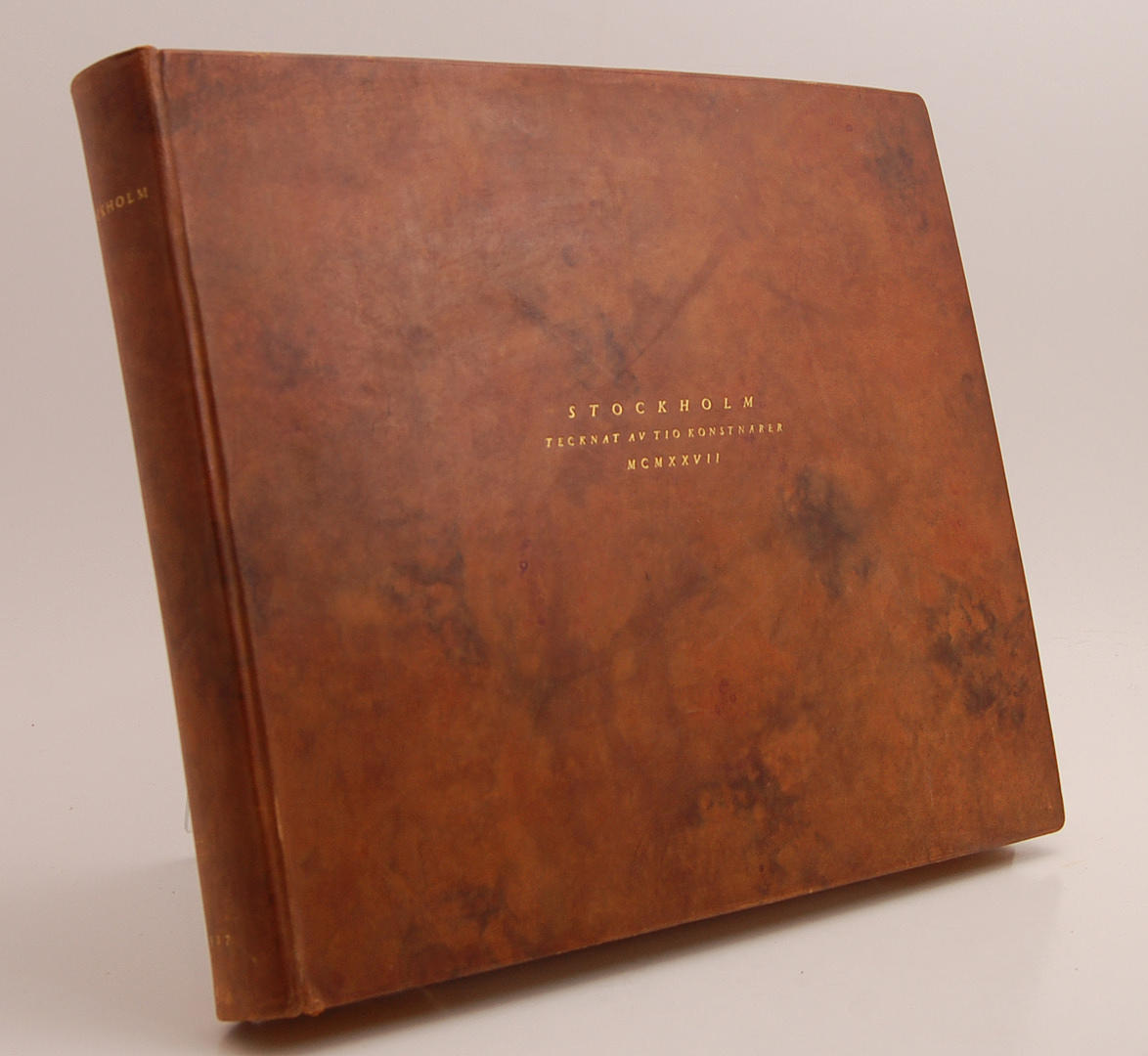 RAGNAR HOPPE. Stockholm tecknat av tio konstnärer.