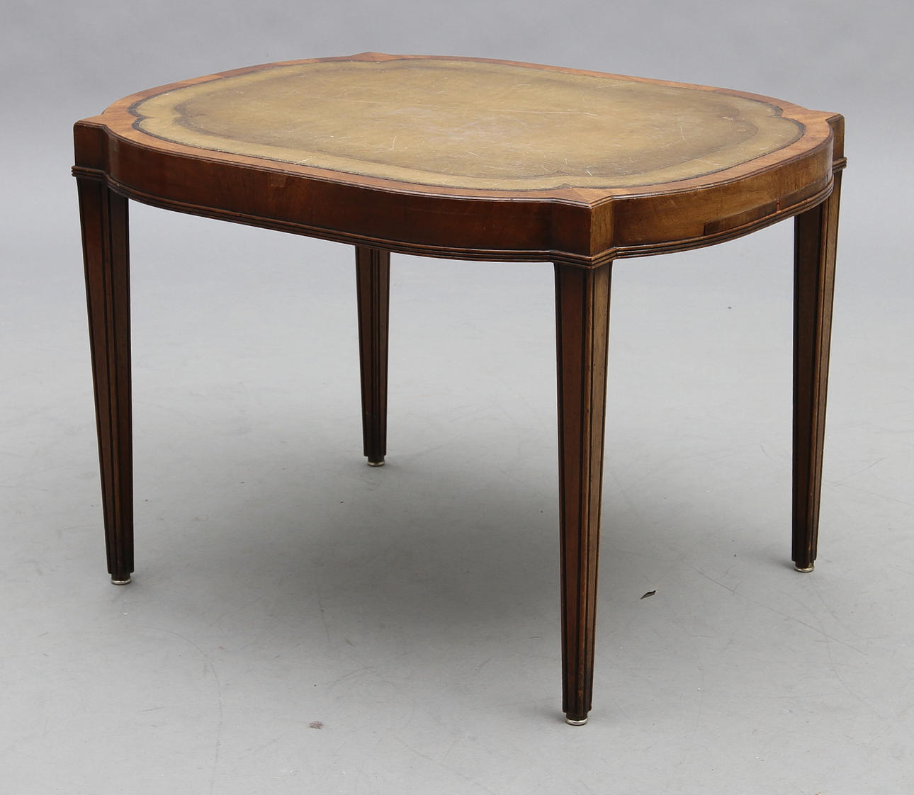 SOFFBORD, engelsk stil, 1900-tal.