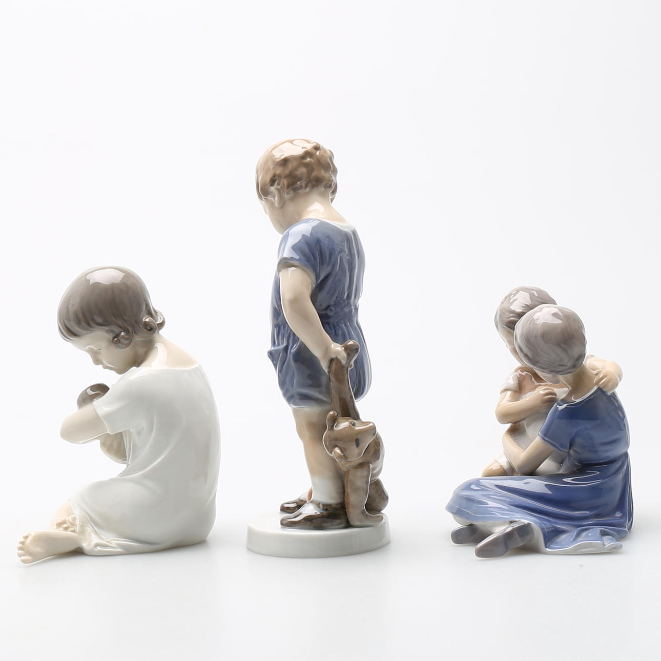 FIGURINER, 3 st, porslin och stengods, Royal Copenhagen och Bing&Gröndal.
