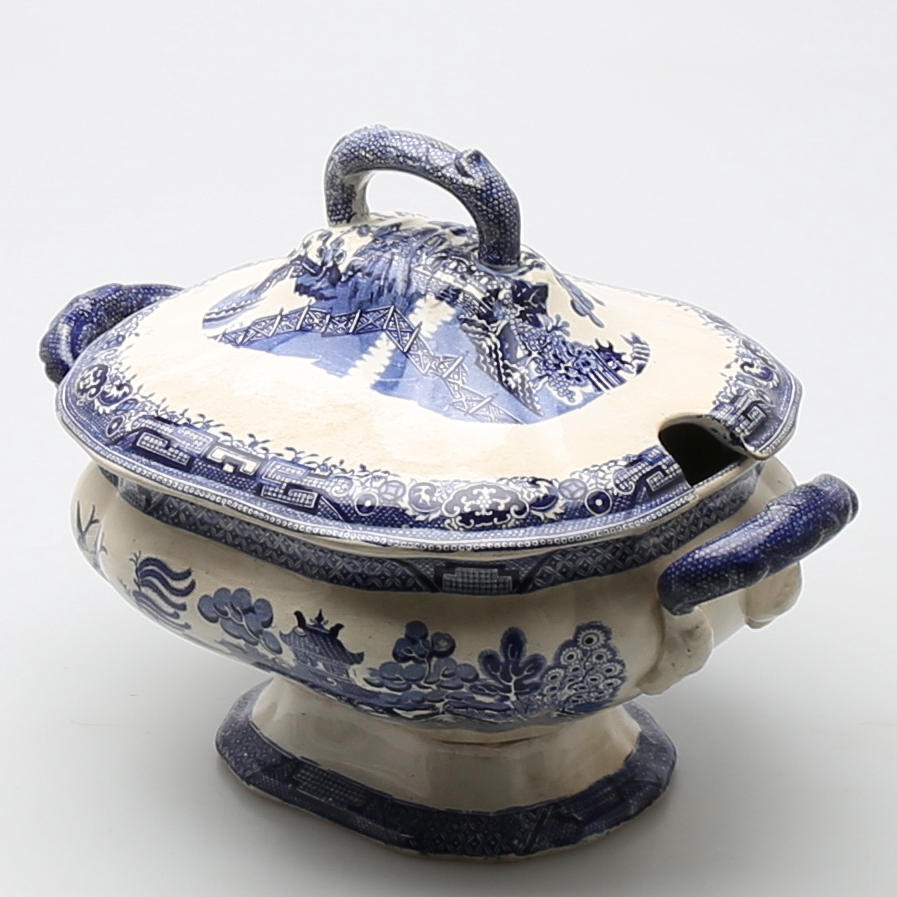 TERRIN MED LOCK, flintgods Aluminia AS, 1800-talets slut.