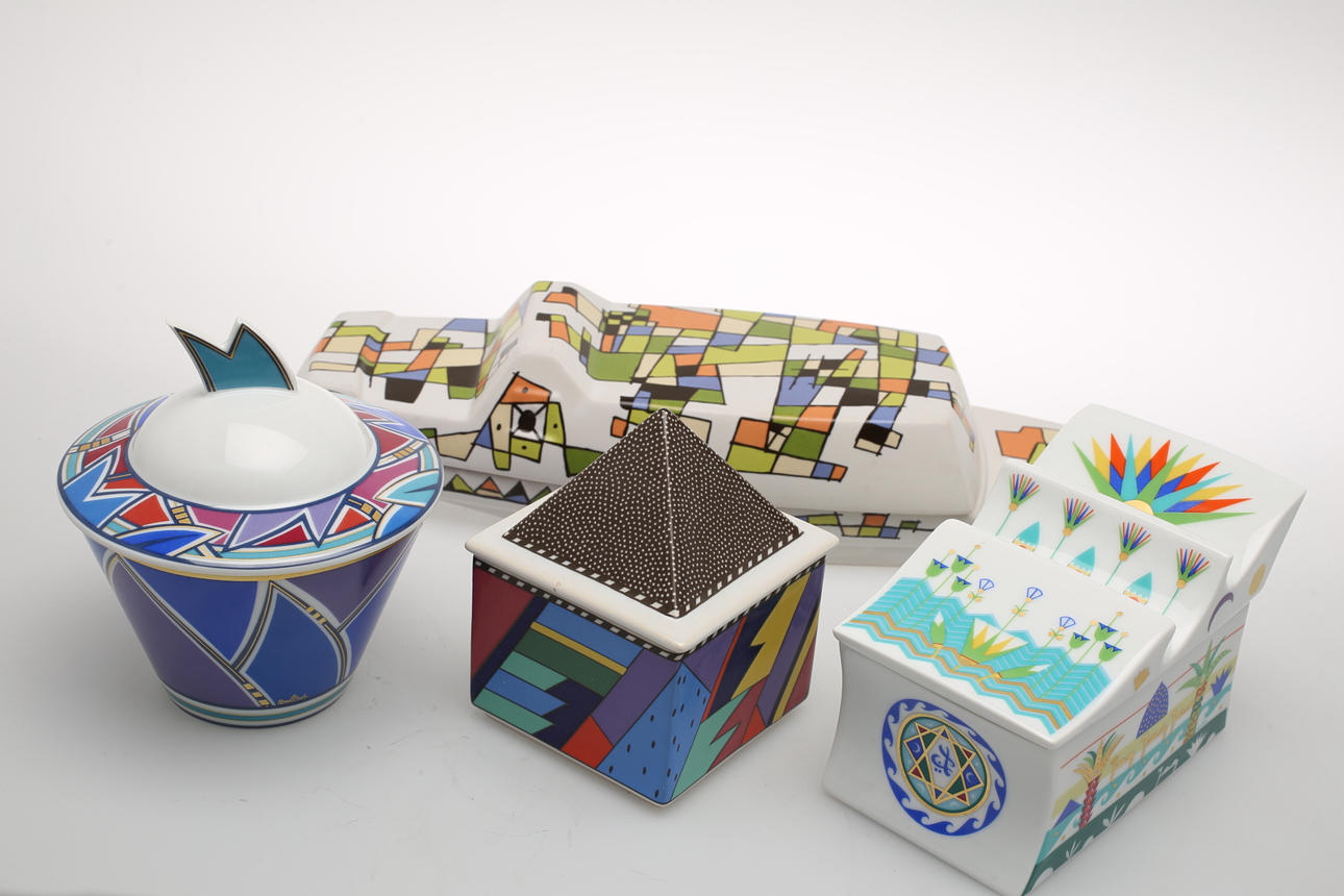 SKÅLAR MED LOCK, 4 stycken, porslin, Rosenthal.