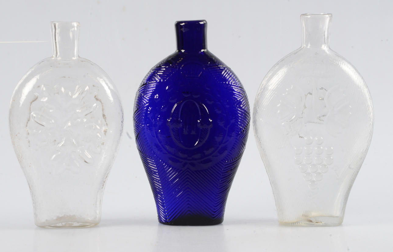 ÄLDRE GLASPLUNTOR, 3 st, 1800-talets senare hälft.