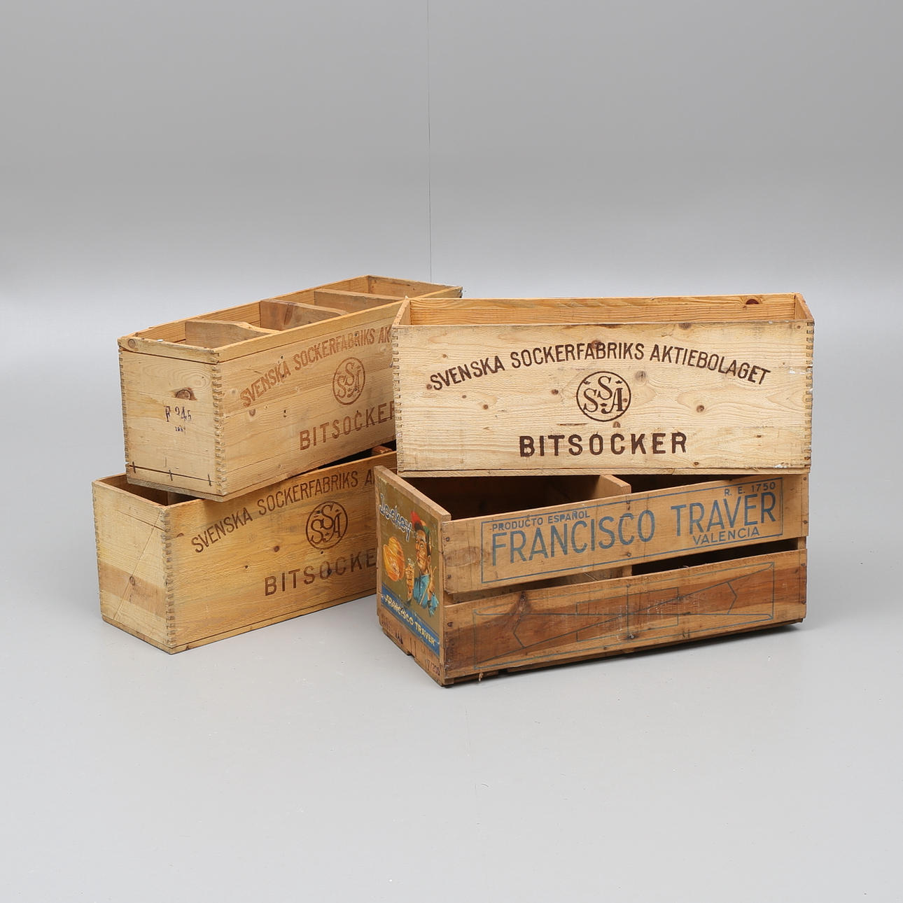 TRÄLÅDOR, 4 st, "Jockey Francisco Traver" samt "Svenska Sockerfabriks AB".