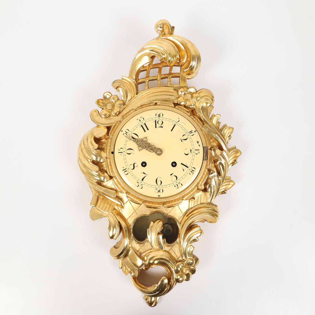 WALL PENDYL, gilt, Rococo style.