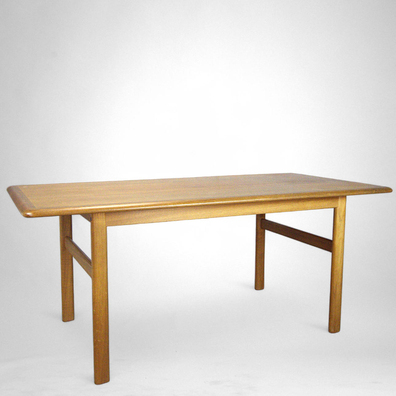 A teak coffee table, 1950s/60s.