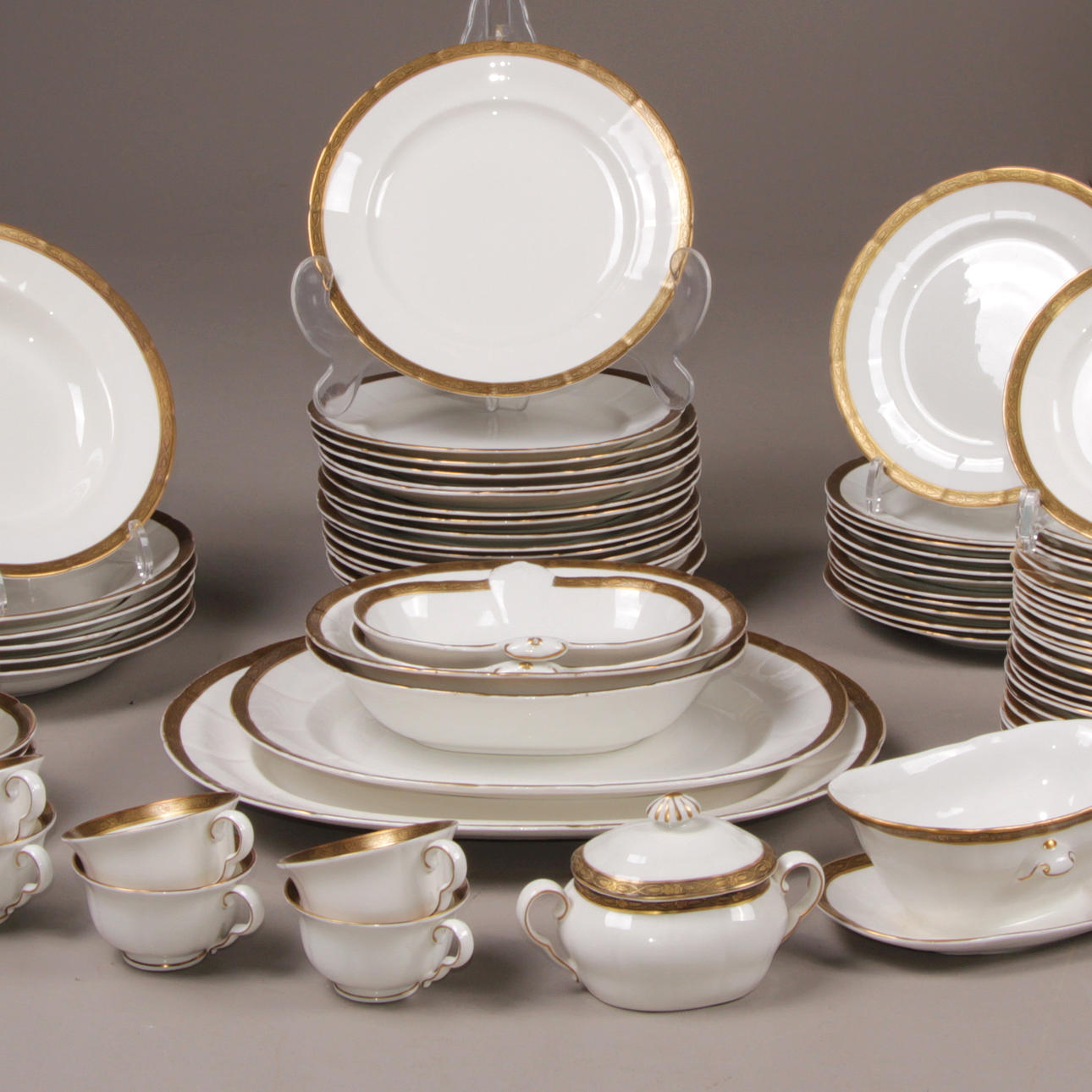 MAT-, samt kaffeservis, 83 delar, porslin, dekor 2390, Gustavsberg.